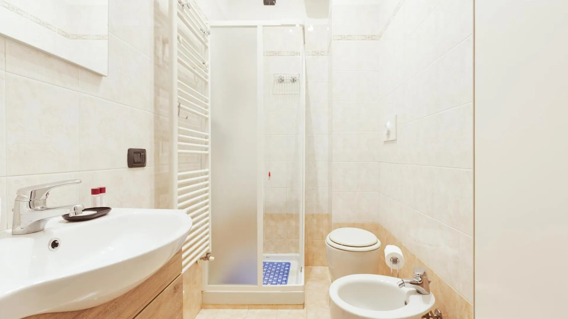 Comfy Studio Only 900M From Affori Fn Station! Milano 0*,  Italien