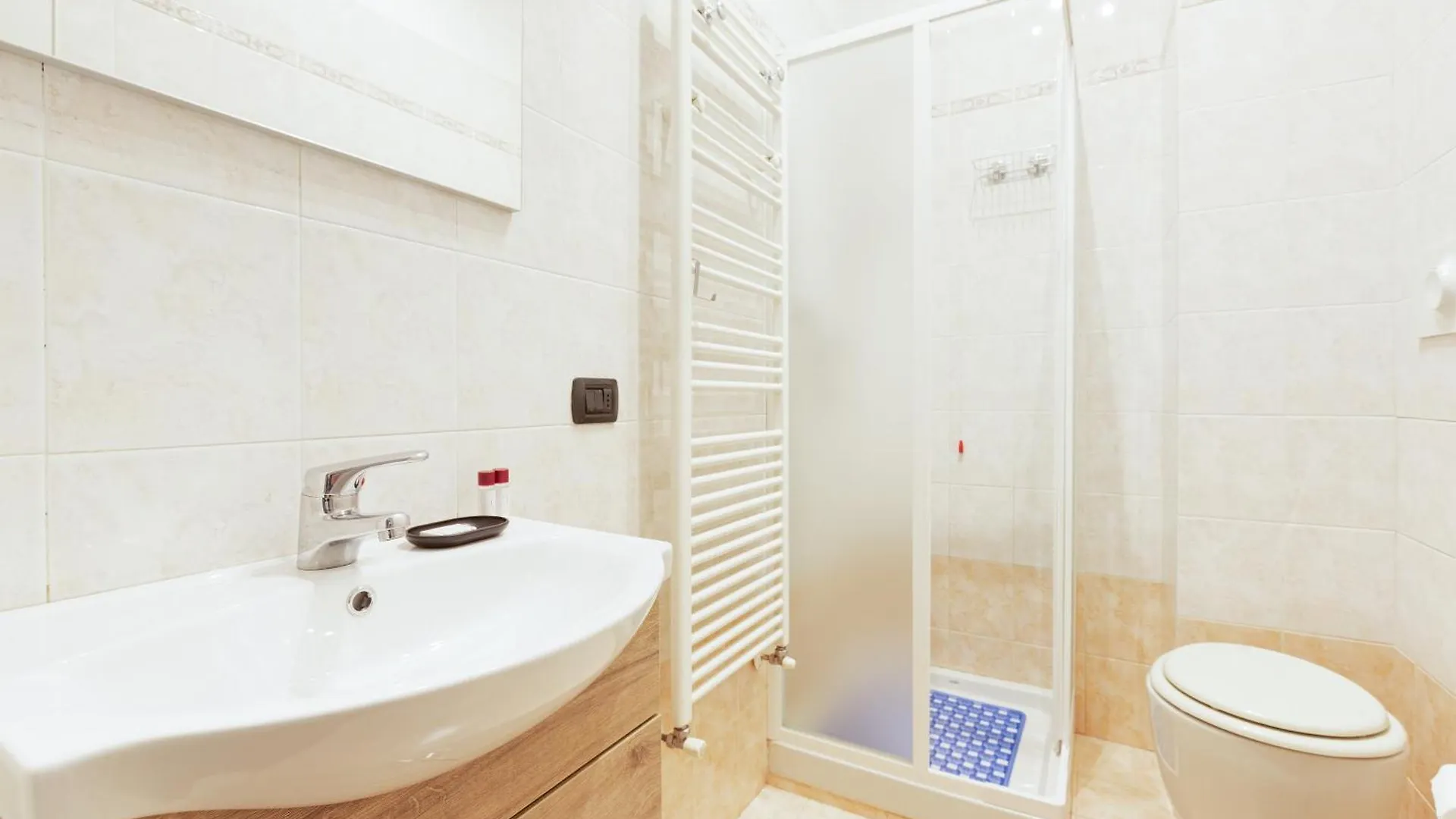 Comfy Studio Only 900M From Affori Fn Station! Milano Lägenhet